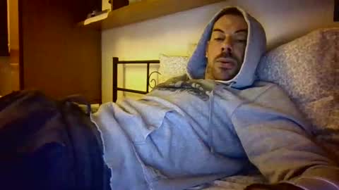 Snapshot of slevin1983 chatting on 29, 3, 2026 slevin online show from 29, 3, 2026