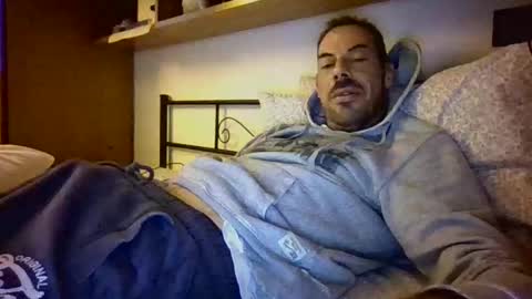 Snapshot of slevin1983 chatting on 31, 3, 2026 slevin online show from 31, 3, 2026