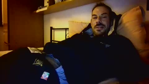 Snapshot of slevin1983 chatting on 6, 4, 2026 slevin online show from 6, 4, 2026