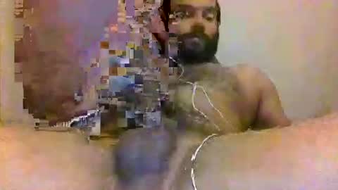 Snapshot of slhendyman chatting on 18, 12, 2025 slhendyman online show from 18, 12, 2025