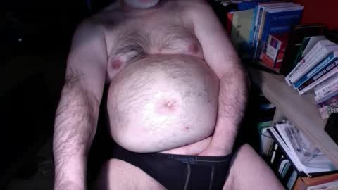 Snapshot of slice5 chatting on 12, 1, 2025 slice5 online show from 12, 1, 2025