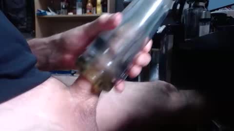 Snapshot of sliderguy699 chatting on 17, 12, 2025 sliderguy699 online show from 17, 12, 2025