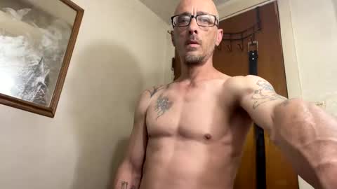 Snapshot of slim315488 chatting on 24, 4, 2026 slim315488 online show from 24, 4, 2026