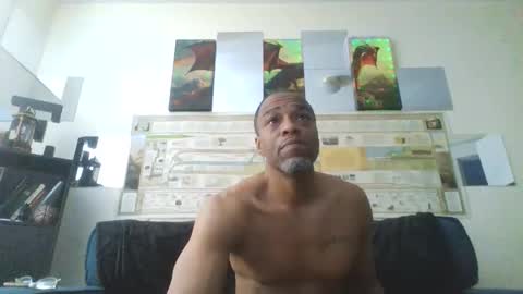 Snapshot of slim484035 chatting on 5, 4, 2026 Slim8975 online show from 5, 4, 2026