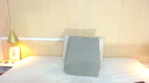 slim_chocobar18 online show from 20, 12, 2024