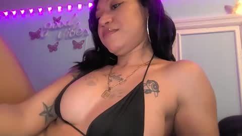 Snapshot of slim_citygurl chatting on 31, 12, 2024 Slim citygurl online show from 31, 12, 2024