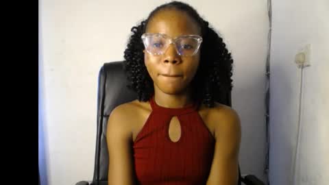 Snapshot of slim_ebonypet chatting on 24, 4, 2026 Crystal online show from 24, 4, 2026