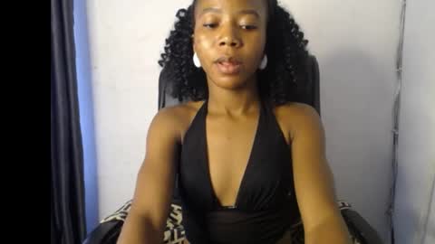 Snapshot of slim_ebonypet chatting on 26, 4, 2026 Crystal online show from 26, 4, 2026
