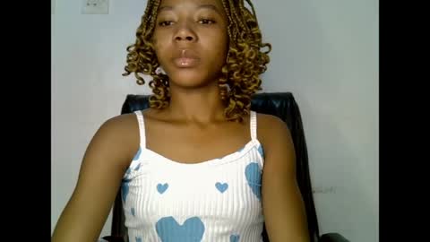 Snapshot of slim_ebonypet chatting on 23, 5, 2026 Crystal online show from 23, 5, 2026