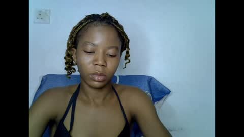 Snapshot of slim_ebonypet chatting on 1, 6, 2026 Crystal online show from 1, 6, 2026