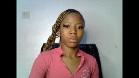 Snapshot of slim_ebonypet chatting on 19, 6, 2026 Crystal online show from 19, 6, 2026