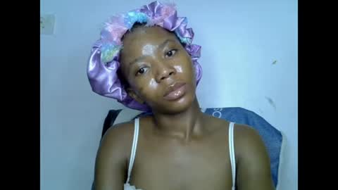 Snapshot of slim_ebonypet chatting on 5, 7, 2026 Crystal online show from 5, 7, 2026