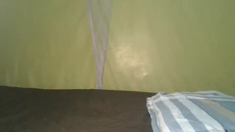 slim_girl01 online show from 17, 6, 2026