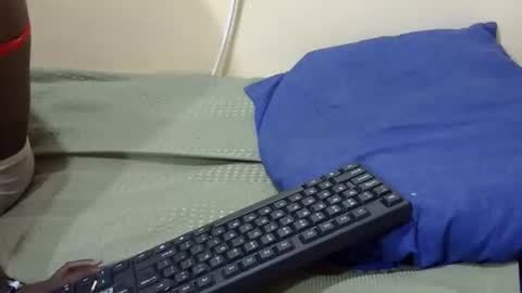 Snapshot of slim_kiteey chatting on 23, 10, 2025 slim_kiteey online show from 23, 10, 2025