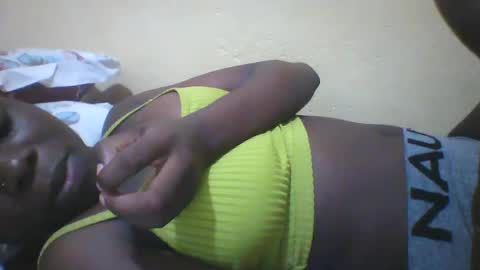 slim_petite_ebony online show from 30, 1, 2025