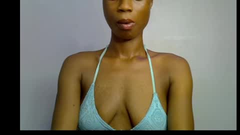 Snapshot of slim_petitqueen chatting on 1, 5, 2026 Alice online show from 1, 5, 2026