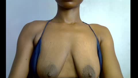Snapshot of slim_petitqueen chatting on 2, 5, 2026 Alice online show from 2, 5, 2026