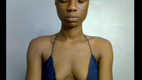 Snapshot of slim_petitqueen chatting on 3, 5, 2026 Alice online show from 3, 5, 2026