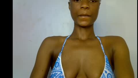 Snapshot of slim_petitqueen chatting on 29, 5, 2026 Alice online show from 29, 5, 2026