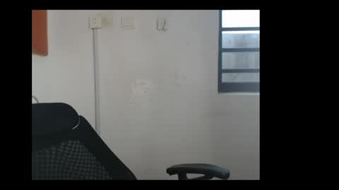 Snapshot of slim_queen2 chatting on 21, 7, 2026 Slim queen2 online show from 21, 7, 2026