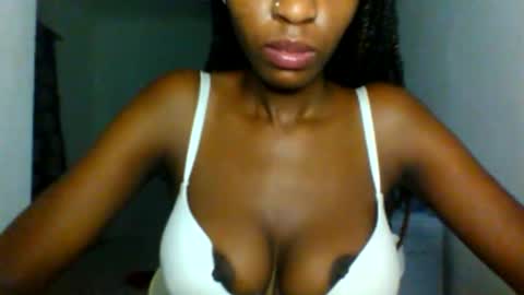 Snapshot of slimandthick1 chatting on 16, 3, 2026 slimandthick1 online show from 16, 3, 2026