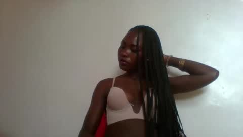 Snapshot of slimdiva chatting on 24, 11, 2025 slimdiva online show from 24, 11, 2025