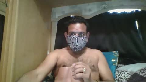 Snapshot of slimjimorange9 chatting on 18, 4, 2026 slimjimorange9 online show from 18, 4, 2026