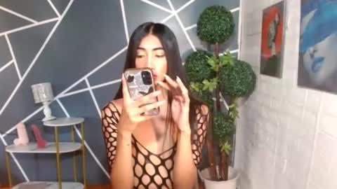 Snapshot of slimprettyjoira chatting on 24, 4, 2026 slimprettyjoira online show from 24, 4, 2026