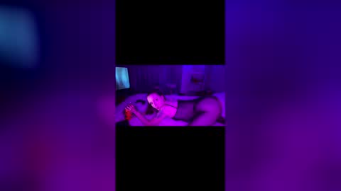 Snapshot of slimsodangerous chatting on 4, 4, 2026 slimsodangerous online show from 4, 4, 2026