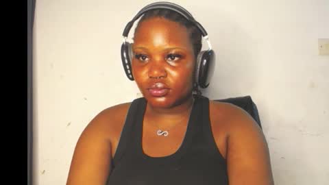 Snapshot of slimy_cunt chatting on 11, 11, 2025 Jemila online show from 11, 11, 2025