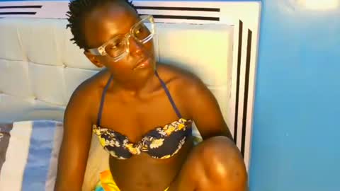 Snapshot of slimyeliza chatting on 6, 2, 2026 slimyeliza online show from 6, 2, 2026