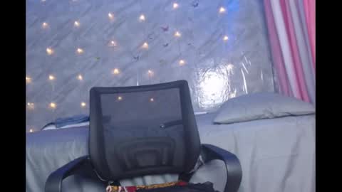 Snapshot of slimzyx chatting on 19, 1, 2025 slimzyx online show from 19, 1, 2025