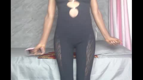 Snapshot of slimzyx chatting on 1, 2, 2025 slimzyx online show from 1, 2, 2025