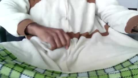 Snapshot of slipperyballs900 chatting on 1, 2, 2026 slipperyballs900 online show from 1, 2, 2026