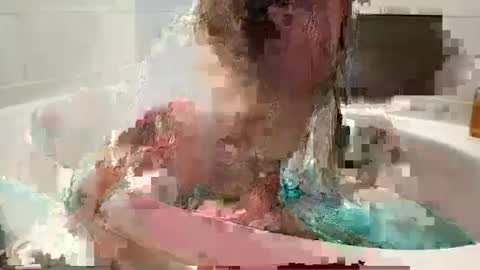 Snapshot of slipperysav chatting on 20, 10, 2025 slipperysav online show from 20, 10, 2025