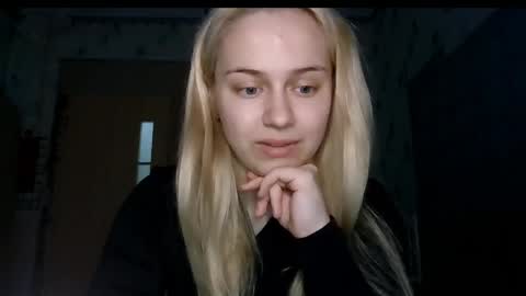 Snapshot of sloanne___ta chatting on 21, 4, 2026 sloanne___ta online show from 21, 4, 2026