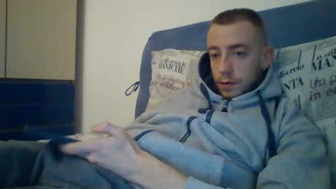 Snapshot of slowlo98 chatting on 19, 12, 2024 Steven online show from 19, 12, 2024