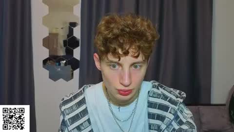 Snapshot of sluttsavage chatting on 19, 5, 2026 sluttsavage online show from 19, 5, 2026