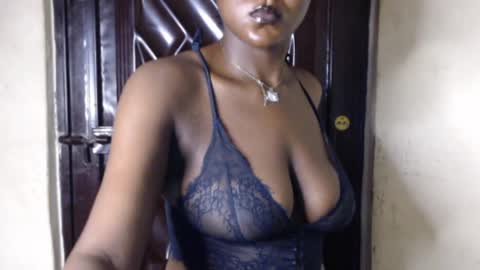 sluttx_choco online show from 25, 6, 2026