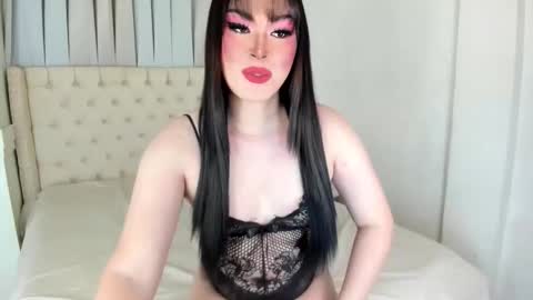 Snapshot of sluttymiafox chatting on 25, 2, 2026 mia online show from 25, 2, 2026