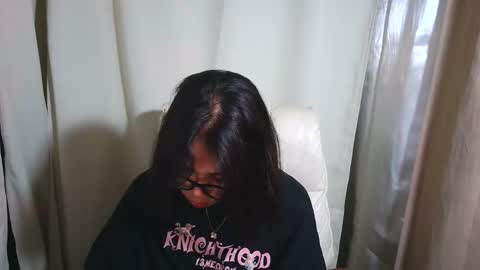 sluttypatotie online show from 7, 11, 2025