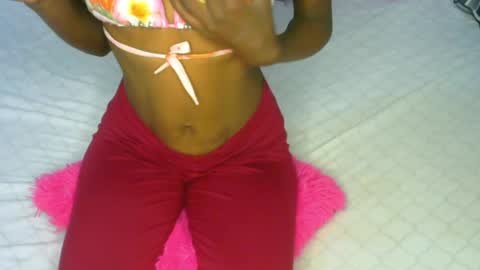 Snapshot of sluttysam_ chatting on 6, 5, 2026 Sexyslutt online show from 6, 5, 2026