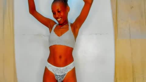Snapshot of sluttysam_ chatting on 30, 5, 2026 Sexyslutt online show from 30, 5, 2026