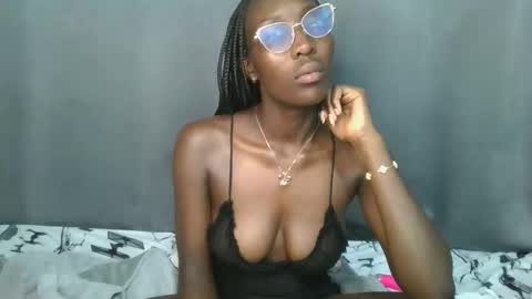 Snapshot of sly_rose chatting on 23, 4, 2026 sly_rose online show from 23, 4, 2026