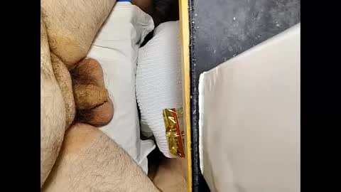 Snapshot of small_1986 chatting on 9, 1, 2025 transmisin gratuita bajo demanda  free broadcast on demand online show from 9, 1, 2025