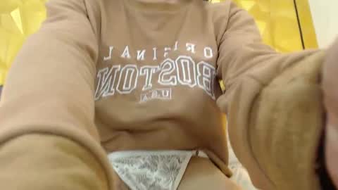 Small Hot19 online show from 11, 3, 2025