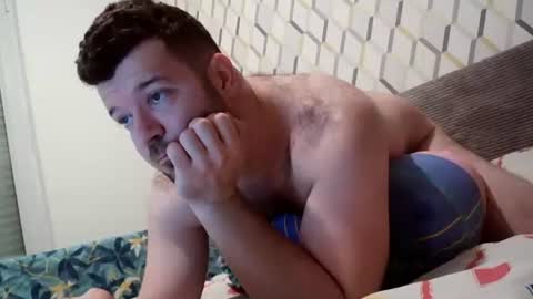 Snapshot of smallcock2850 chatting on 17, 12, 2025 smallcock2850 online show from 17, 12, 2025