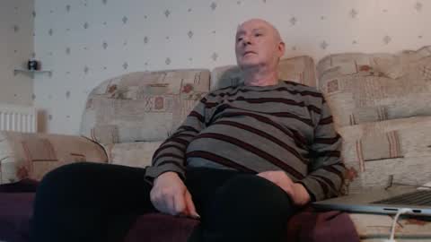 Snapshot of smallsteve562 chatting on 8, 3, 2026 Steve online show from 8, 3, 2026