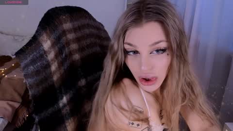 Snapshot of smanuna chatting on 15, 1, 2025 Manuna online show from 15, 1, 2025