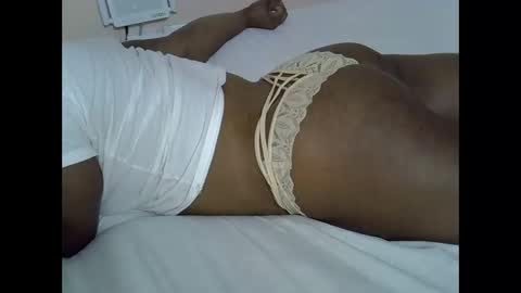 Snapshot of smart_lilly chatting on 2, 5, 2026 smart_lilly online show from 2, 5, 2026